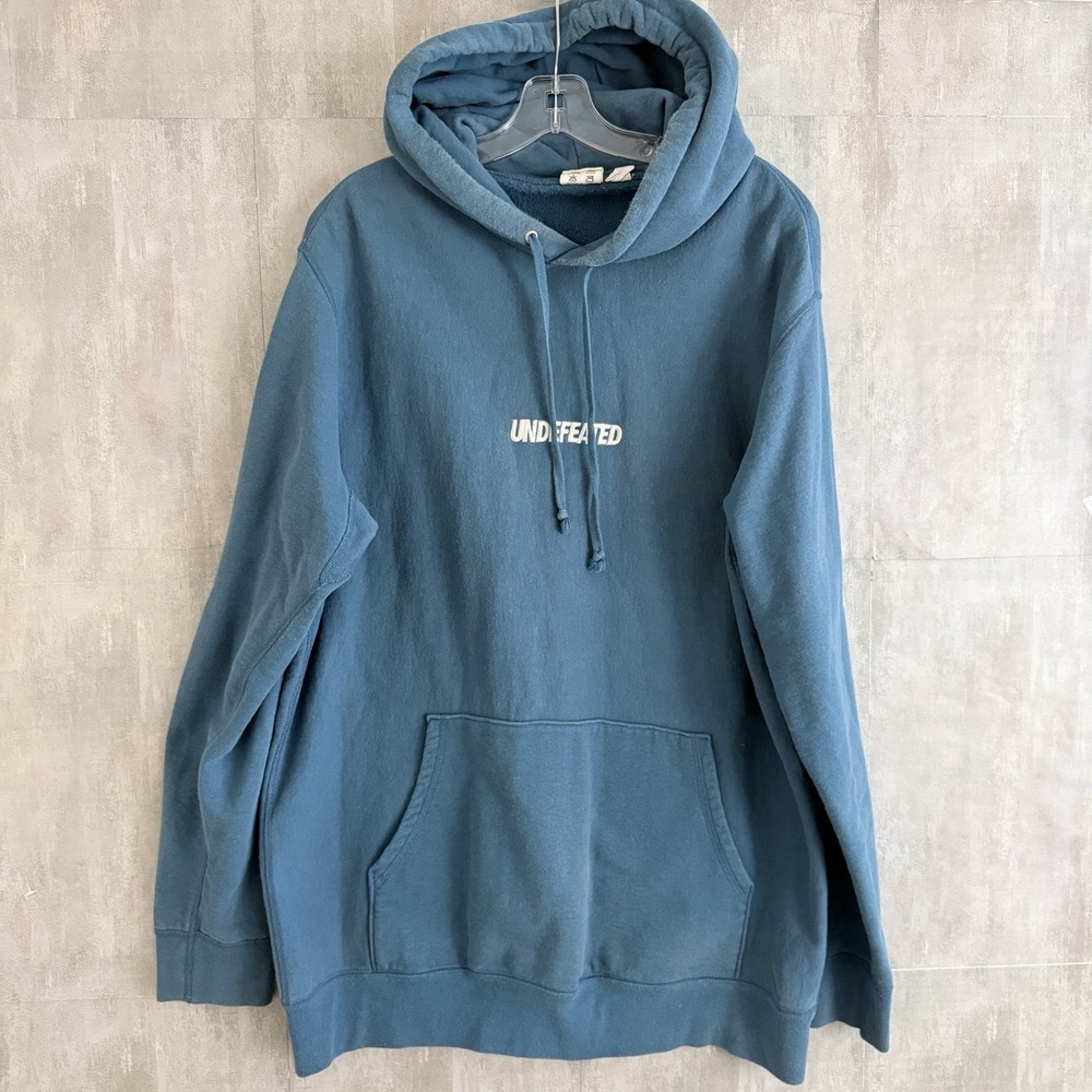 Undefeated Fleece Pullover Hoodie Men's XL Faded Blue Logo Made Un Canada READ